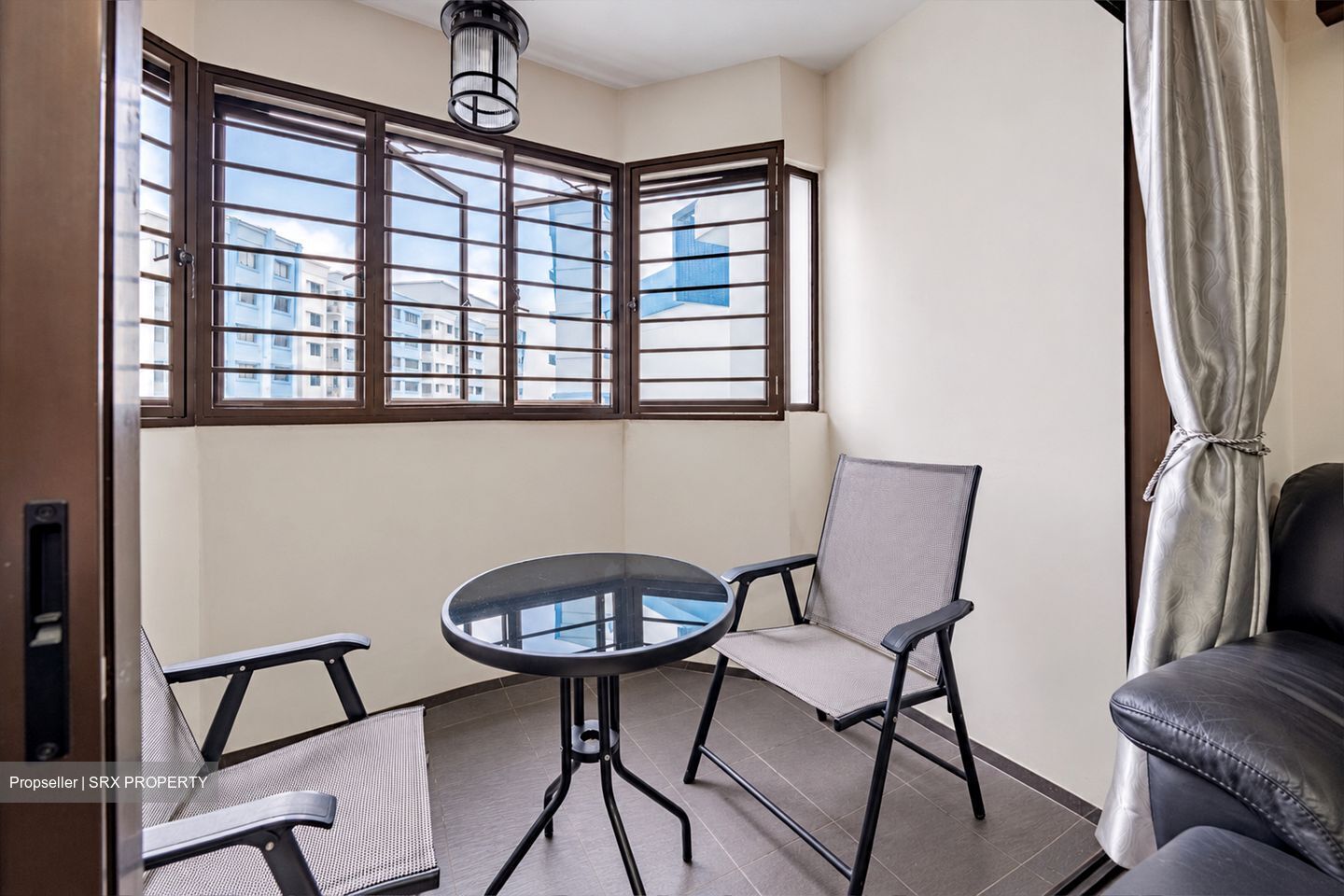 Blk 274B Wenya (Jurong West), HDB Executive #639950321